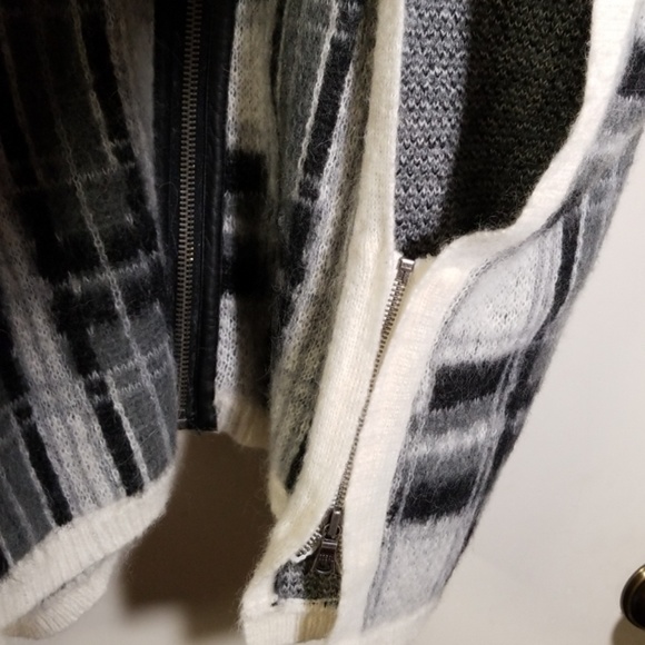 Sam Edelman Joss Plaid Cape - Picture 4 of 7